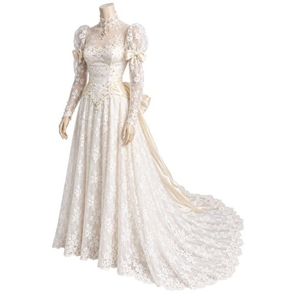 VINTAGE WEDDING GOWN 80s Victorian Lace Pearl | 100" Train | Ivory White XS 0/2